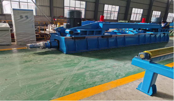 Mid-diameter spiral welded pipe mill